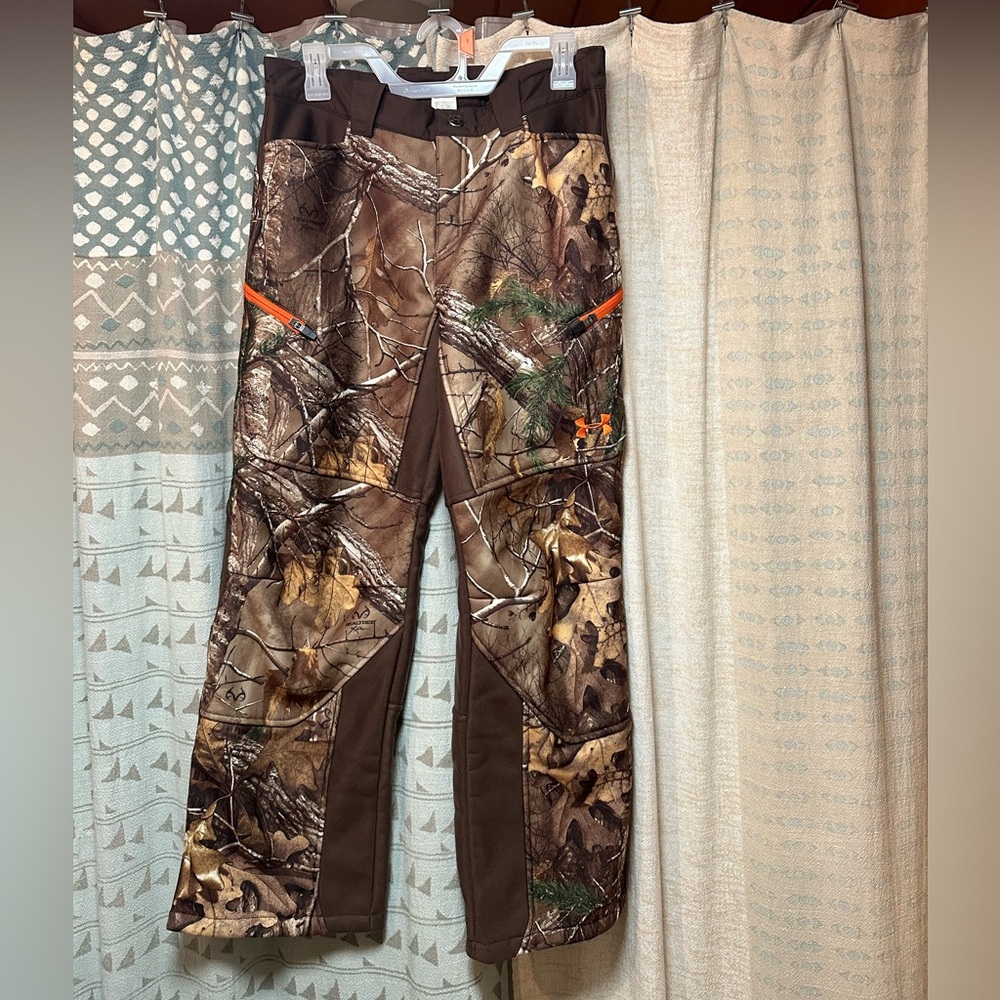 Under Armour hunting pants
